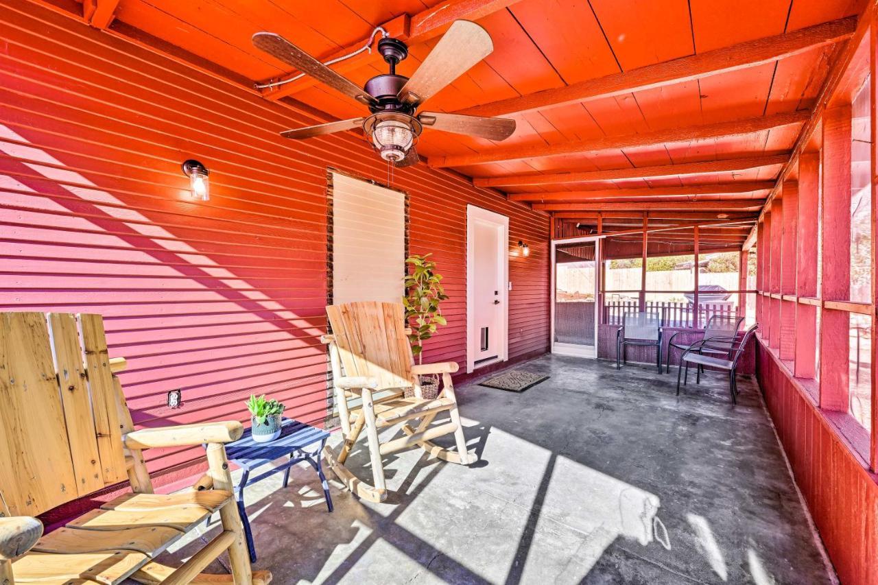 Peaceful Ranch Home With Sierra Nevada Views Woodlake 외부 사진